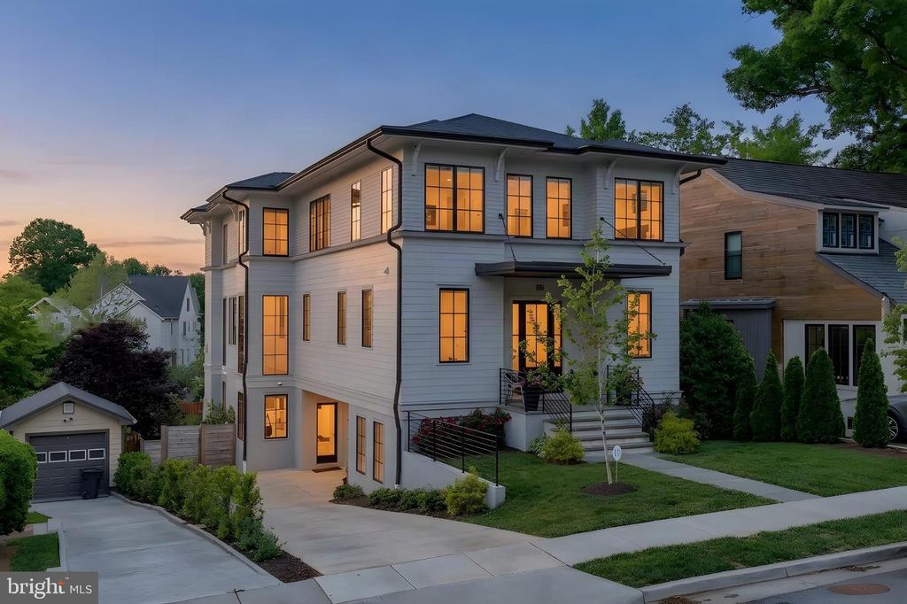 135 N EDGEWOOD STREET