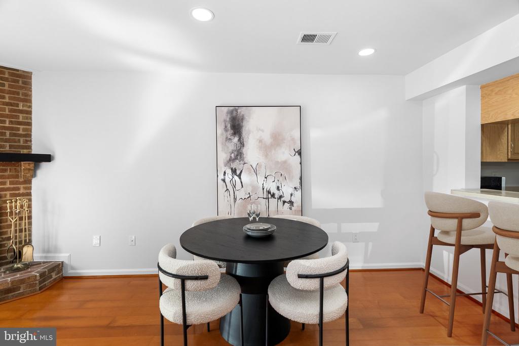 2117 N MONROE STREET N Unit: D