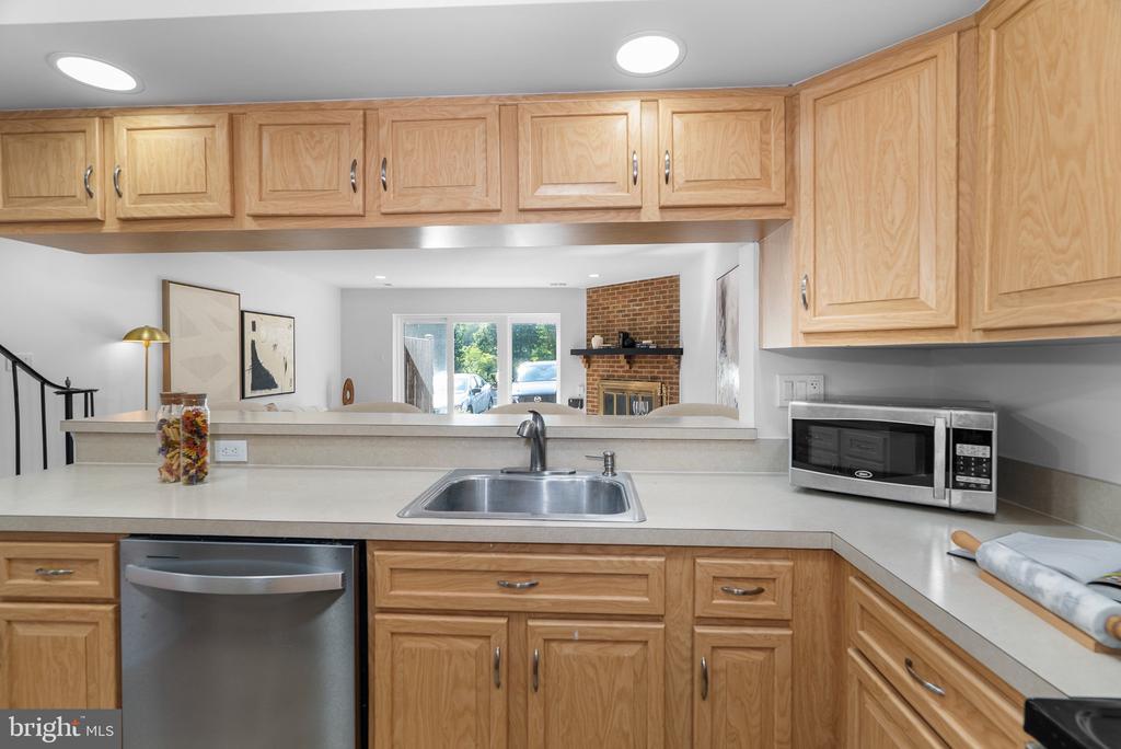2117 N MONROE STREET N Unit: D