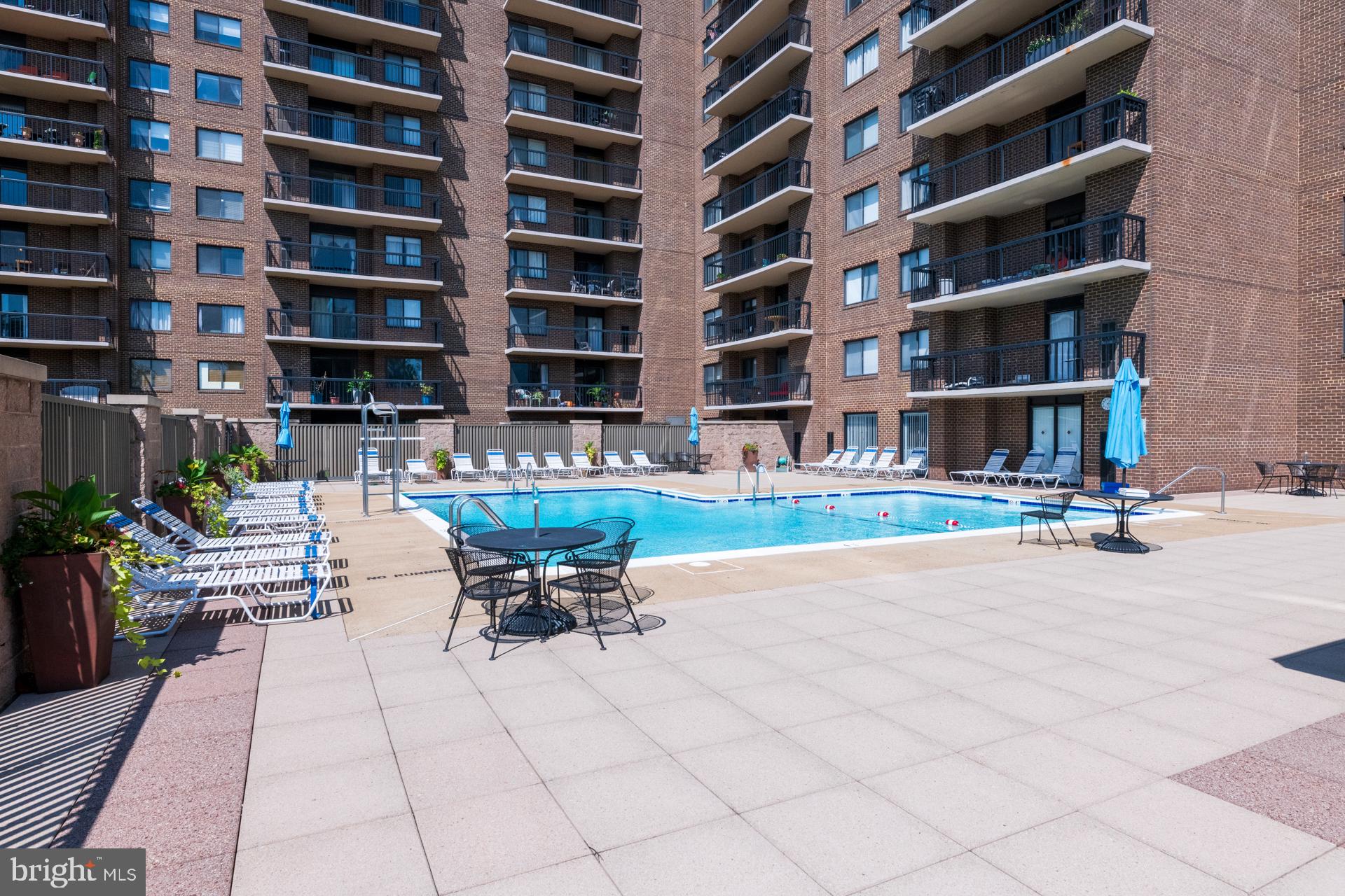 200 N Pickett St #1611