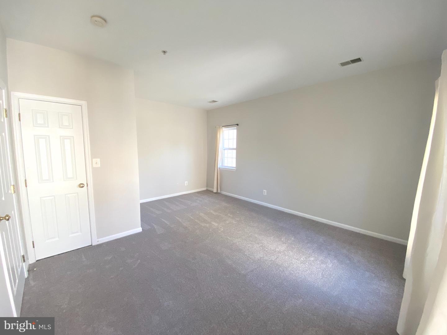 5142 Donovan Dr