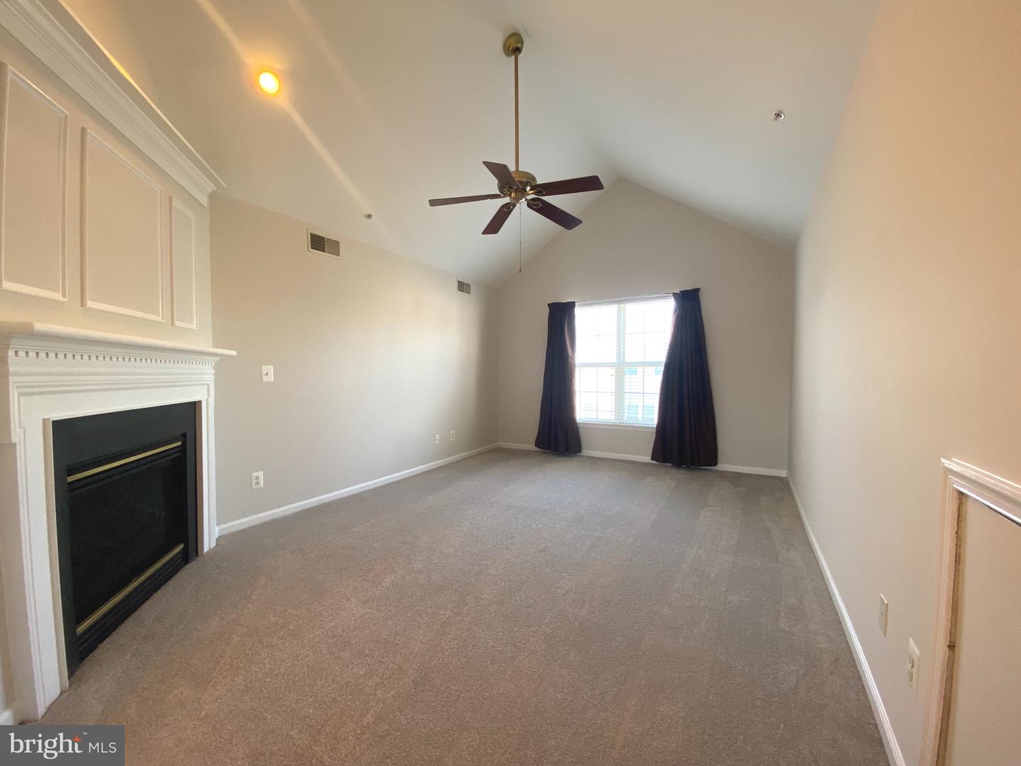 5142 Donovan Dr