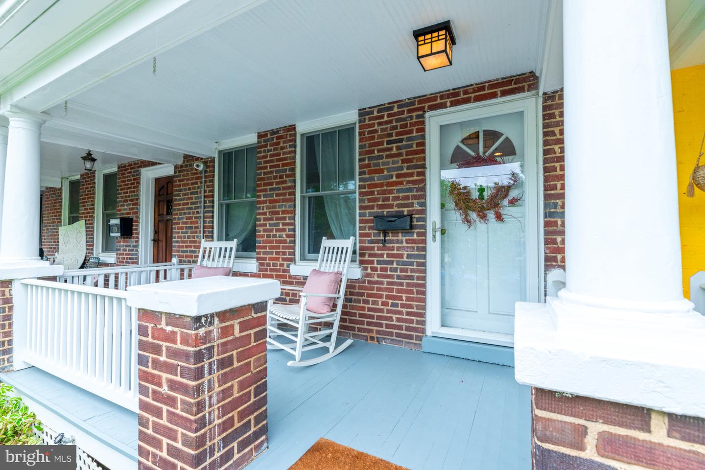117 Peyton St N