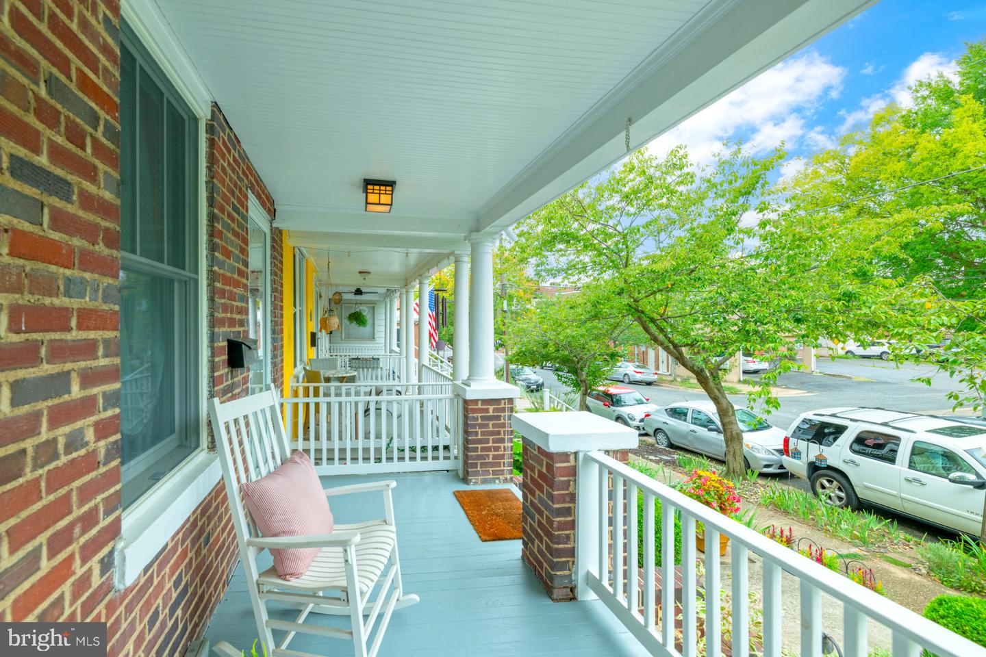 117 Peyton St N
