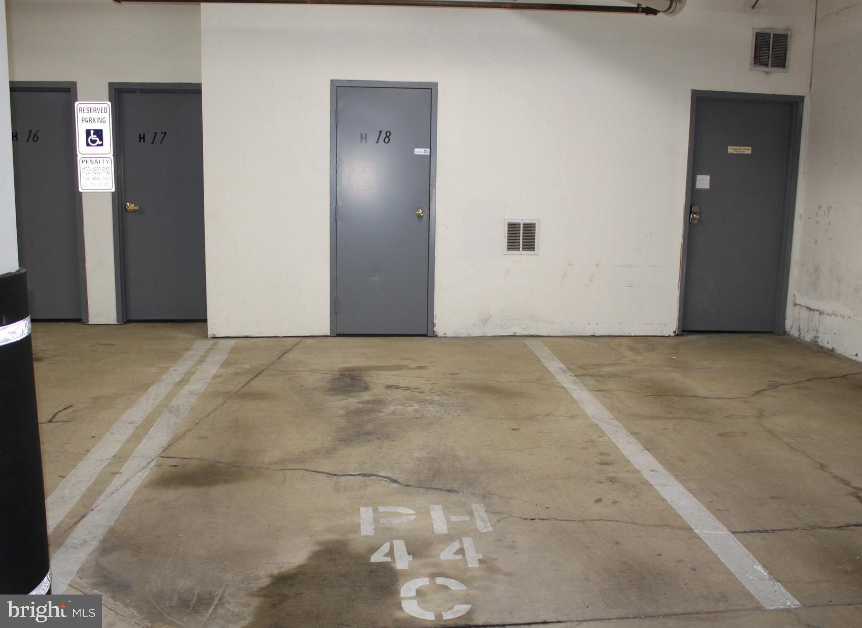 621 N Saint Asaph St #302