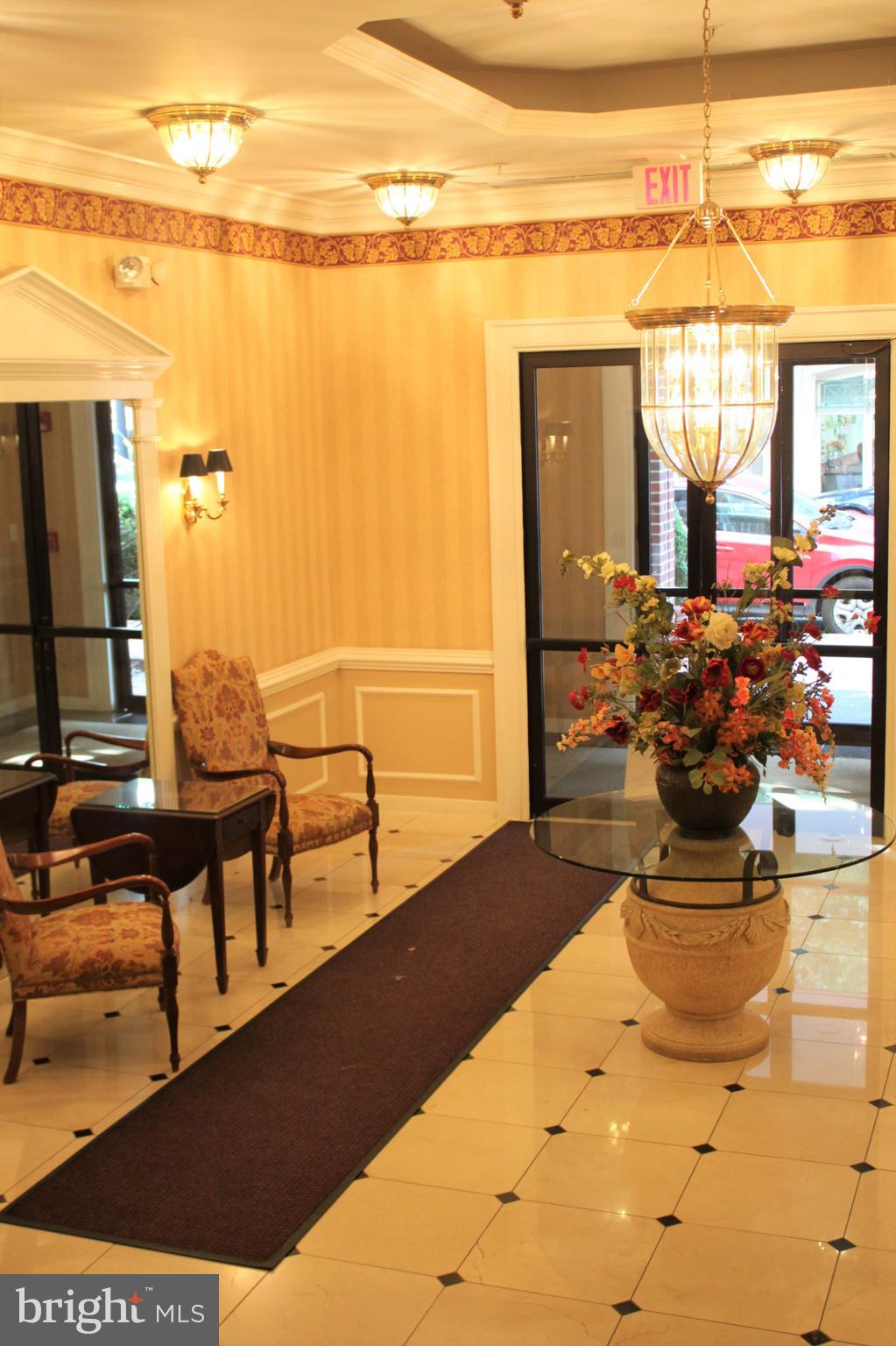 621 N Saint Asaph St #302