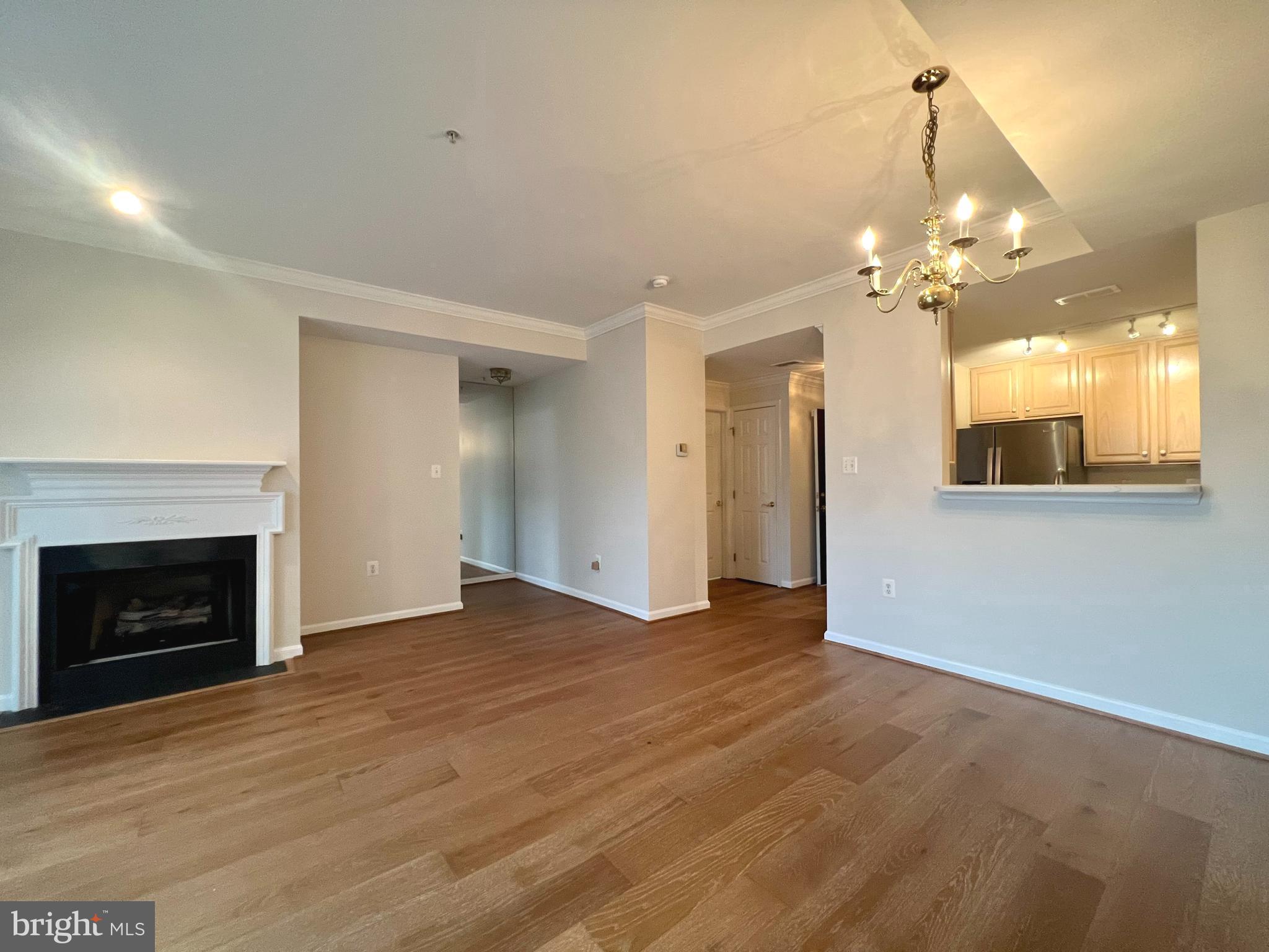 621 N Saint Asaph St #302