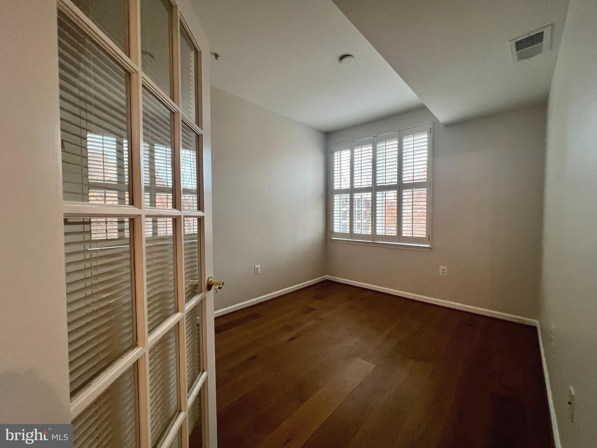 621 N Saint Asaph St #302