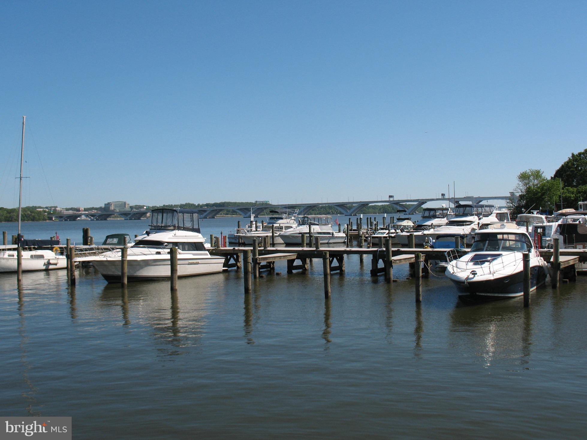 621 N Saint Asaph St #302