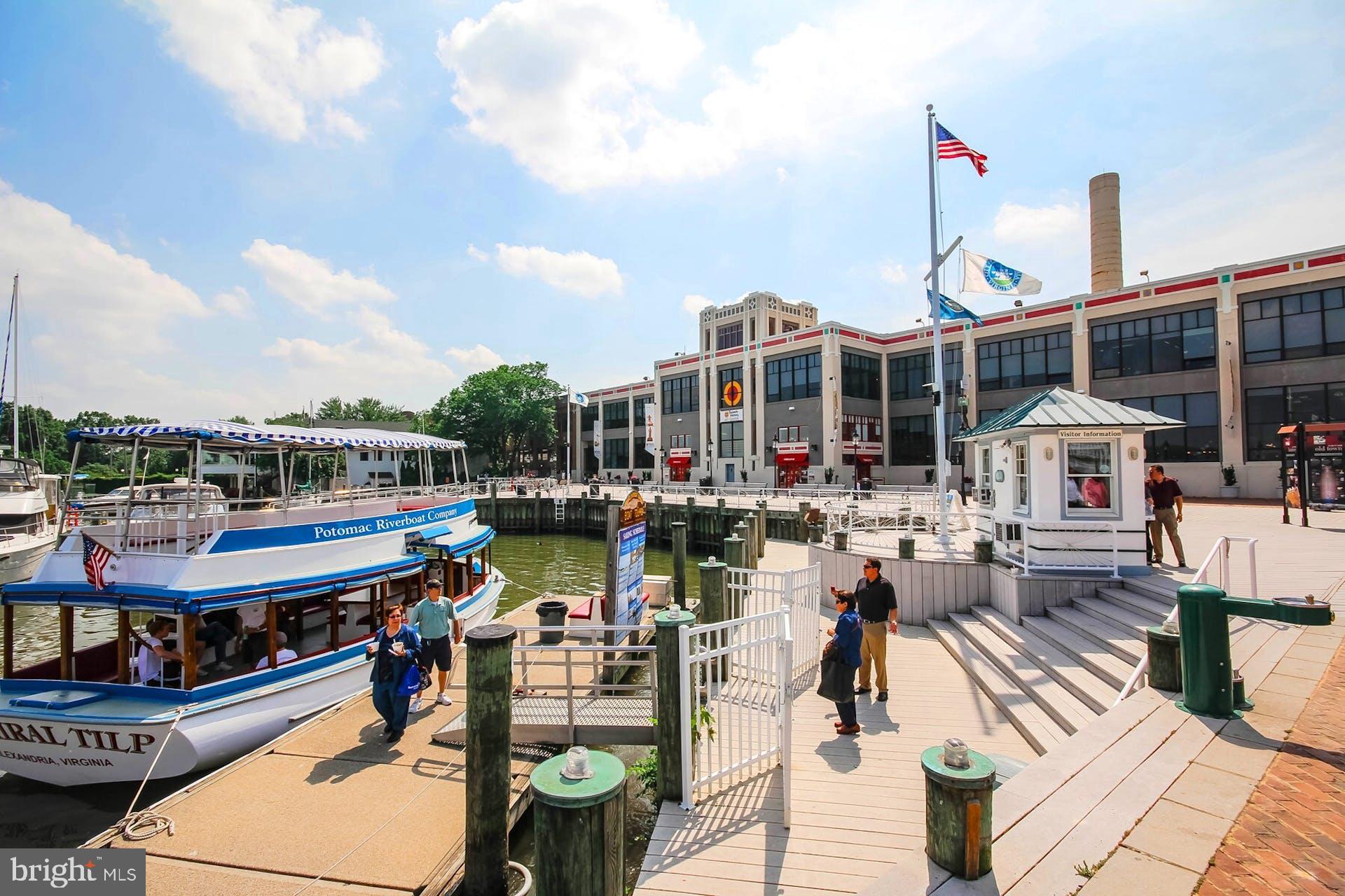 1023 N Royal St #401