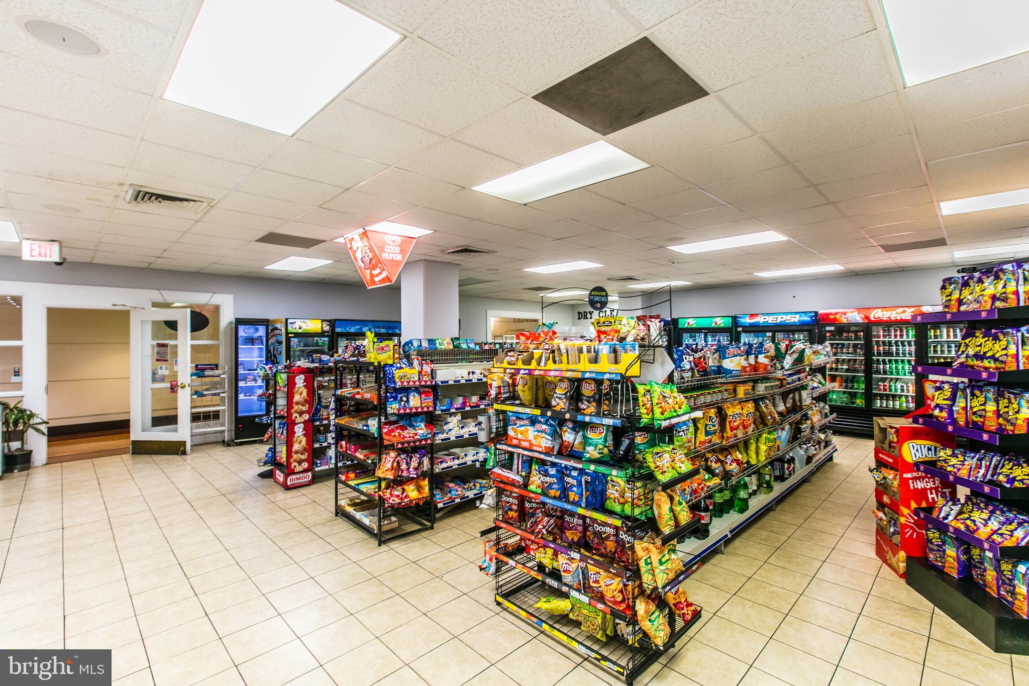 203 Yoakum Pkwy #1506