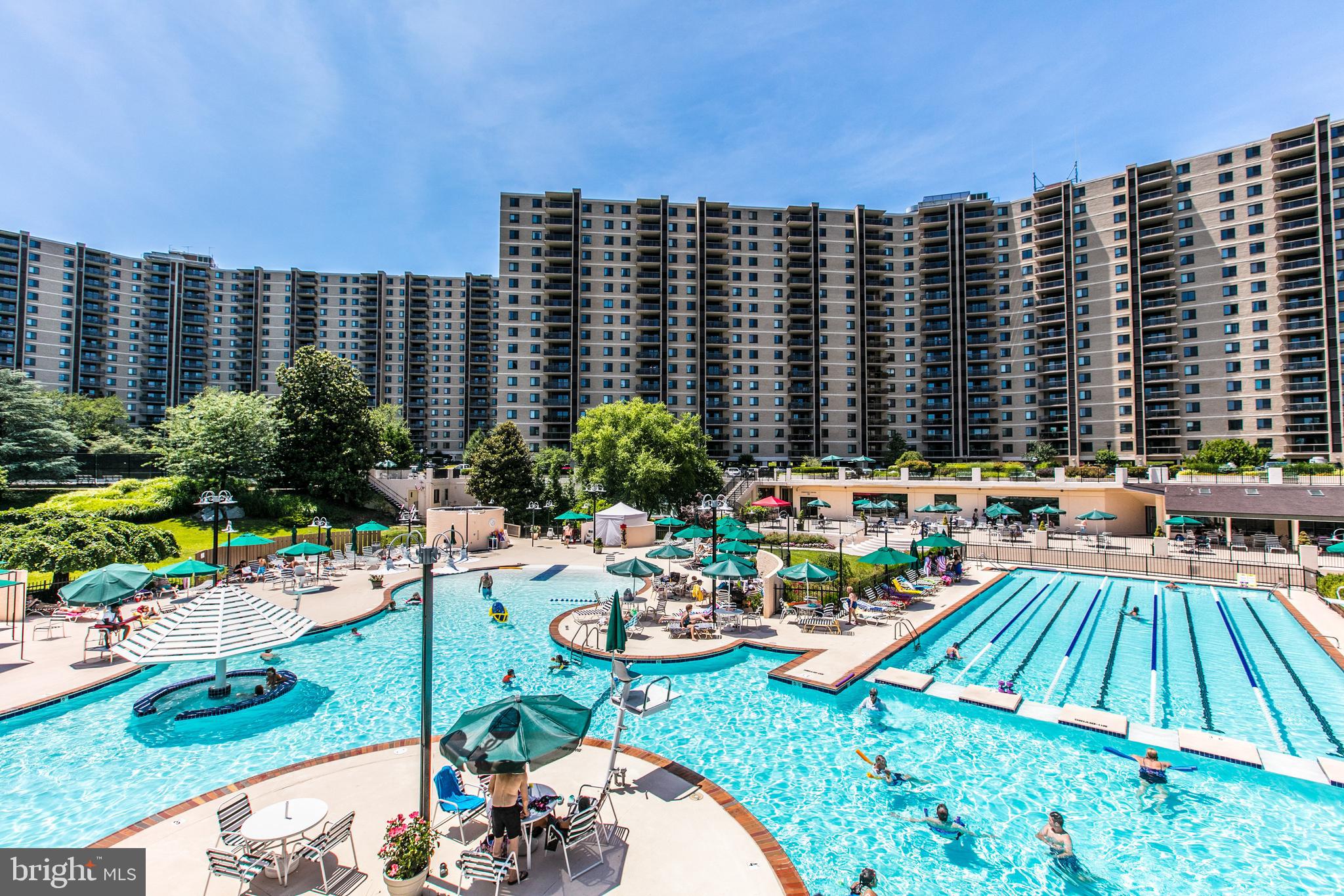 203 Yoakum Pkwy #1506