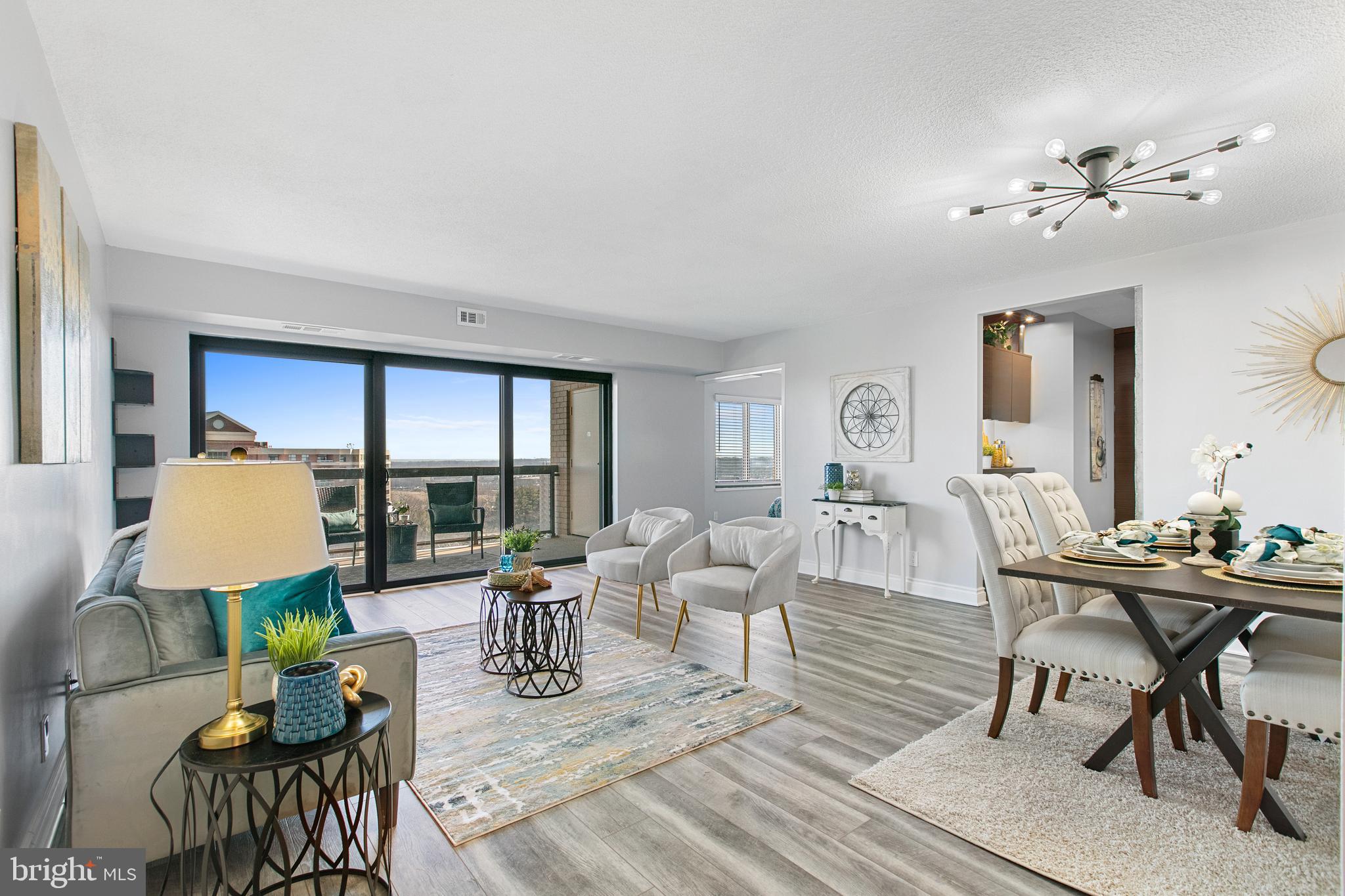 203 Yoakum Pkwy #1506