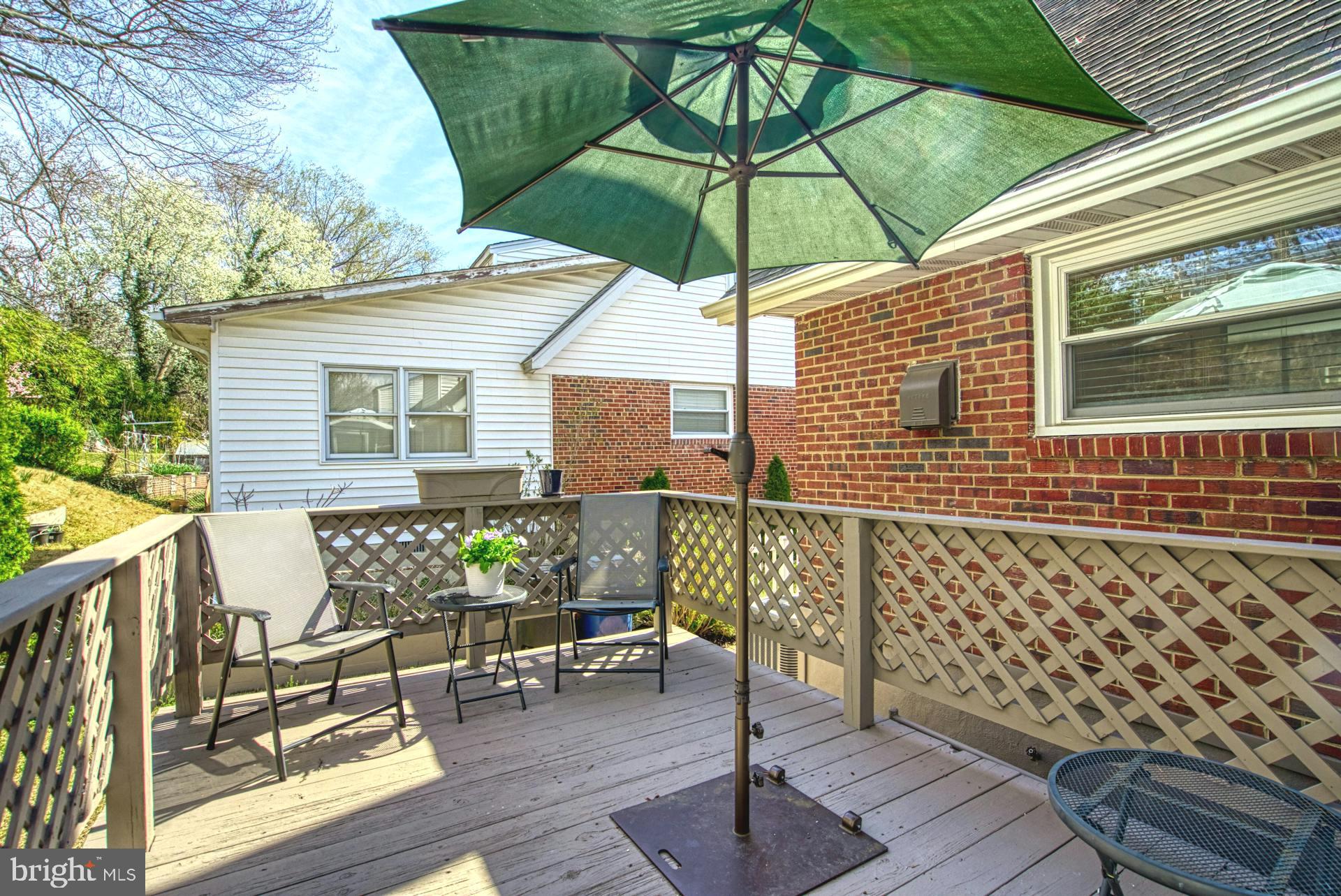 140 N Gladden St