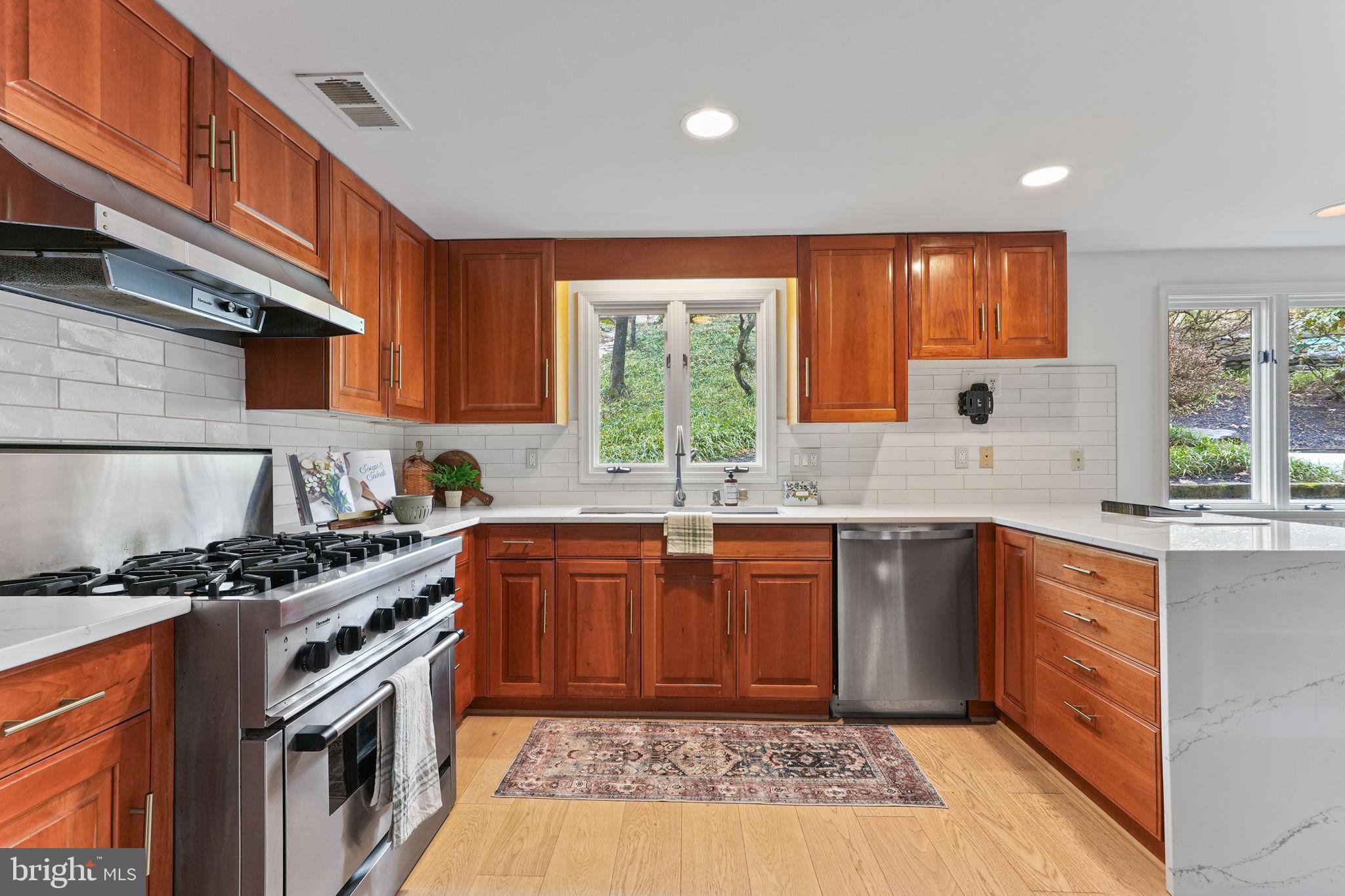 3211 Old Dominion Blvd