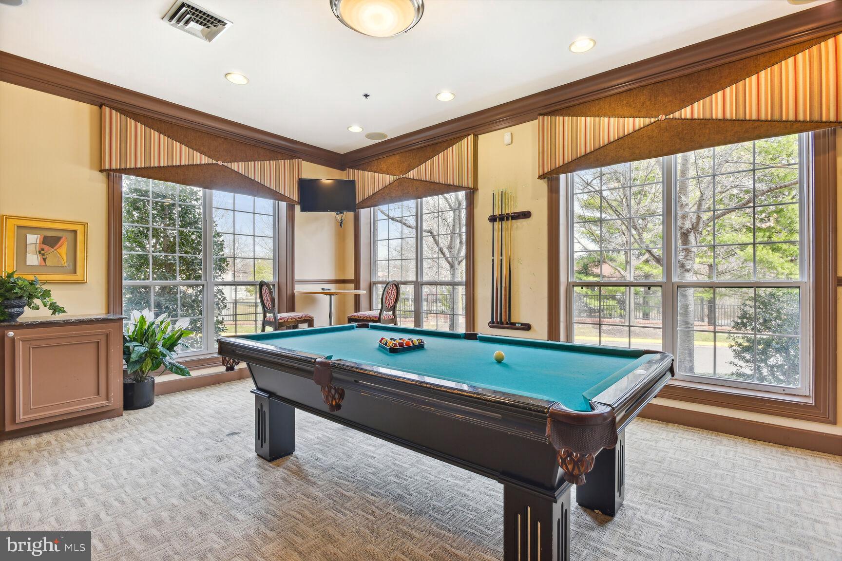 4850 Eisenhower Ave #324