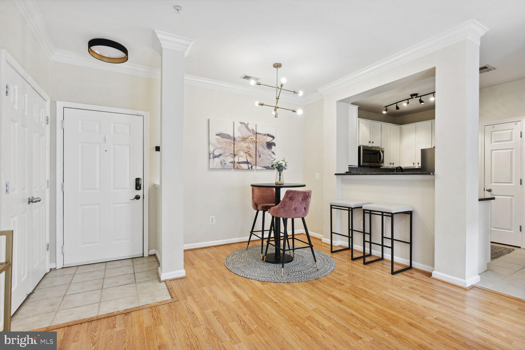 4850 Eisenhower Ave #324