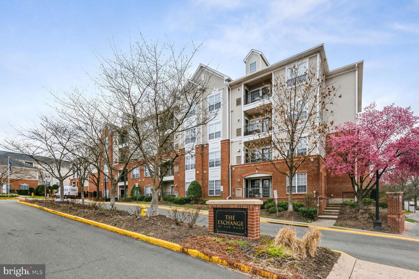 4850 Eisenhower Ave #324