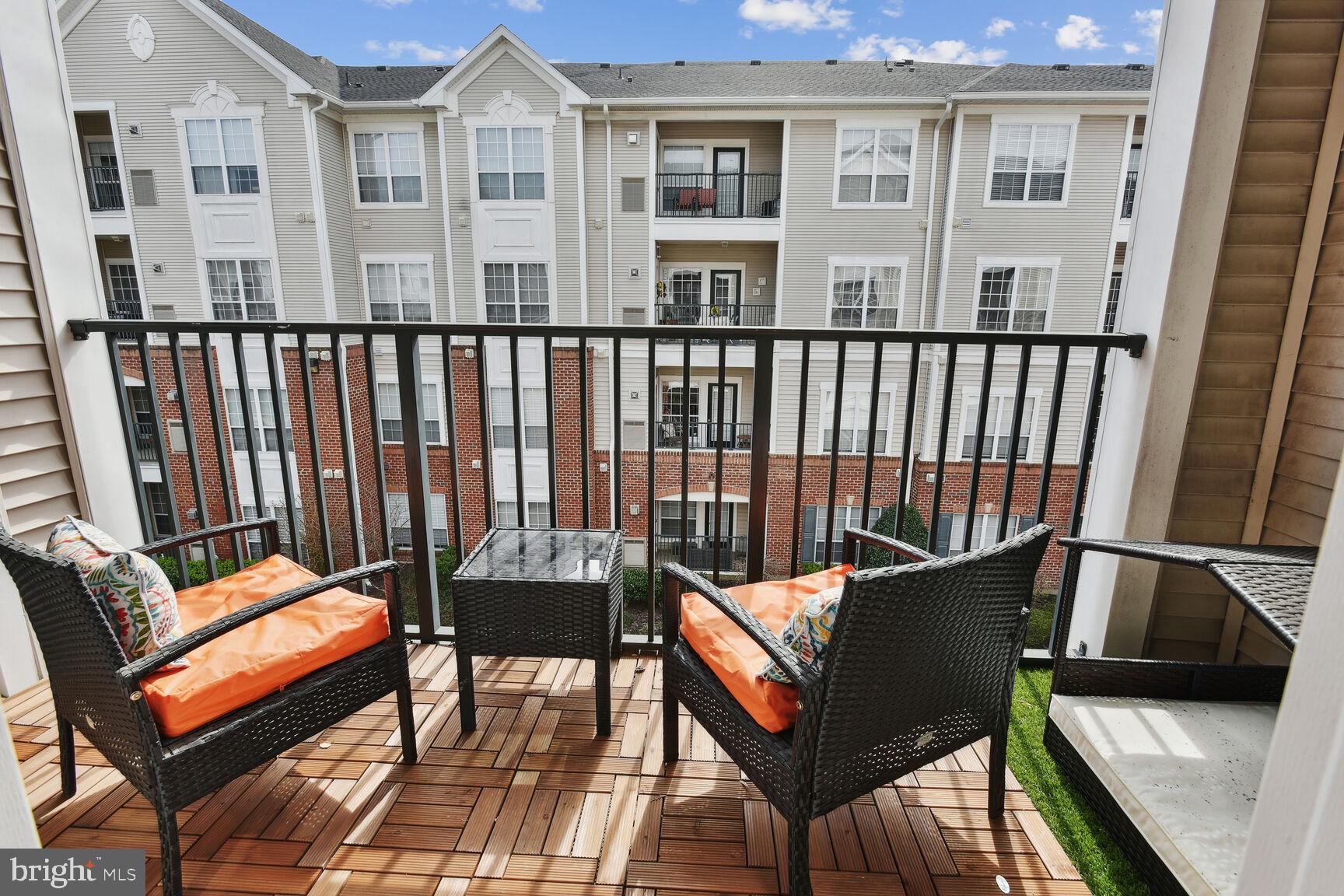 4850 Eisenhower Ave #324