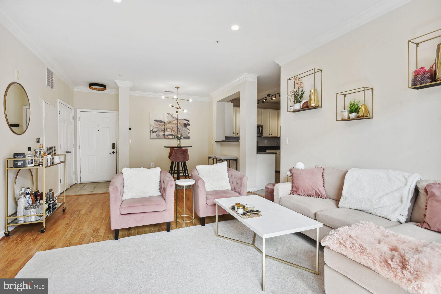 4850 Eisenhower Ave #324