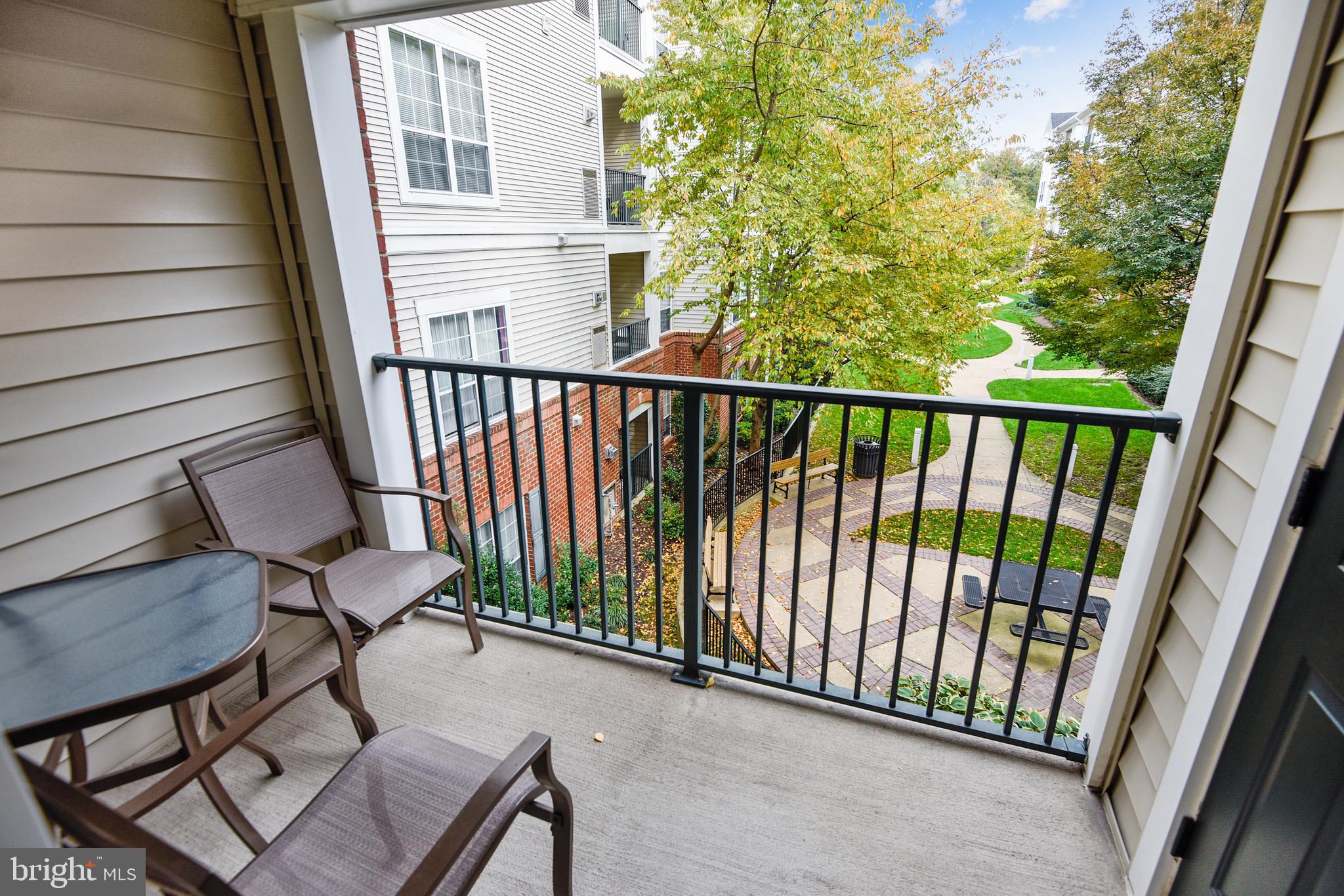 4854 Eisenhower Ave #243