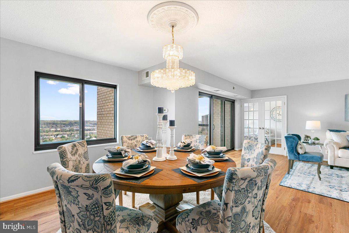 203 Yoakum Pkwy #1524