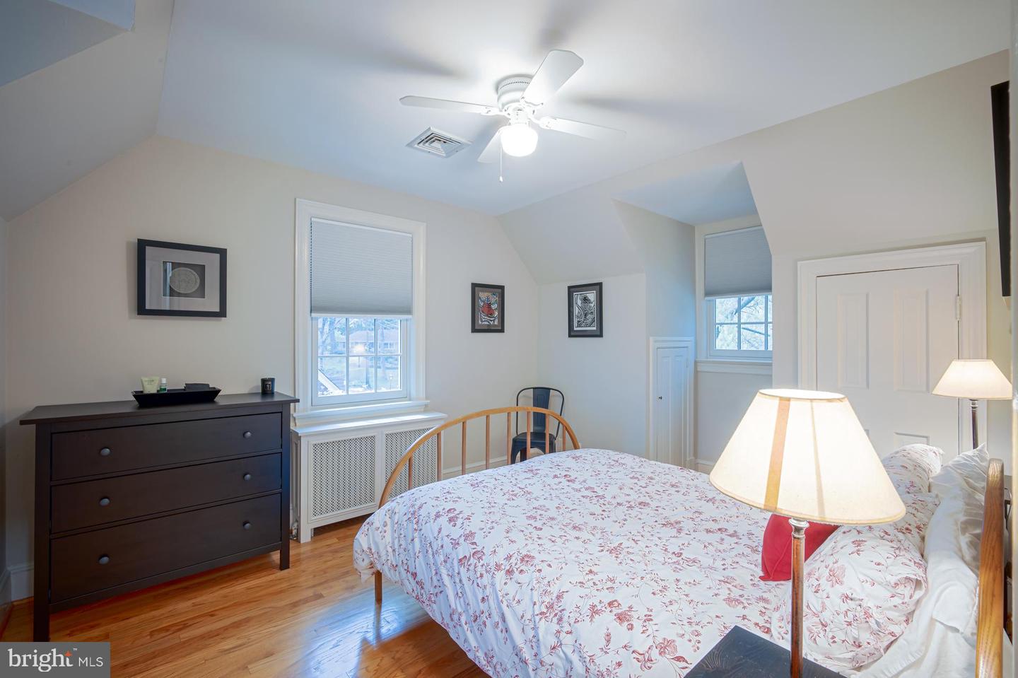 304 Alexandria Ave W