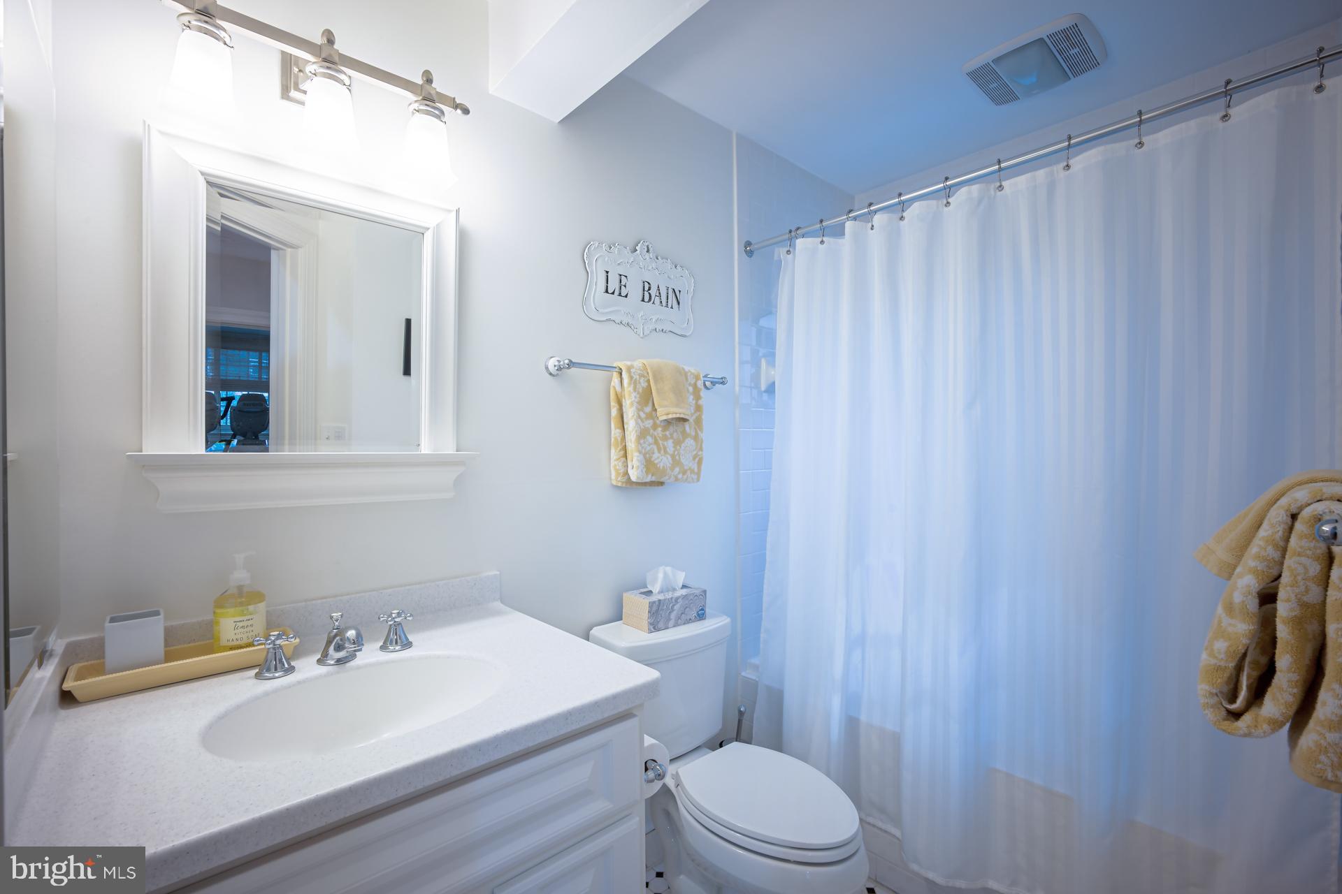 304 Alexandria Ave W