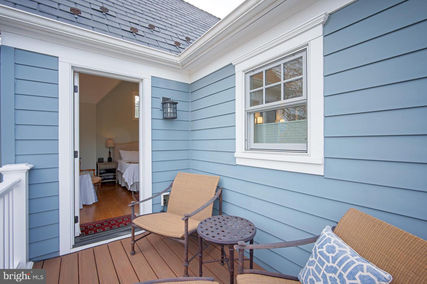 106 Cedar St
