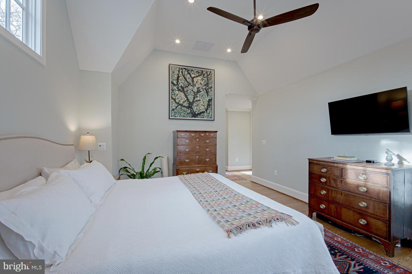 106 Cedar St