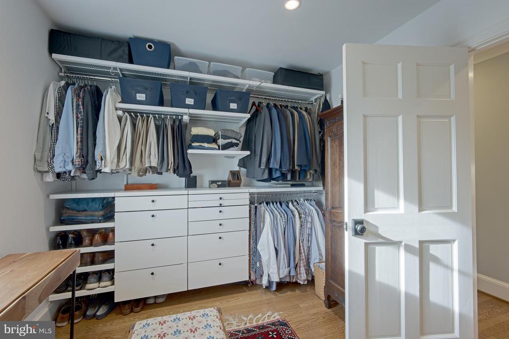 106 Cedar St