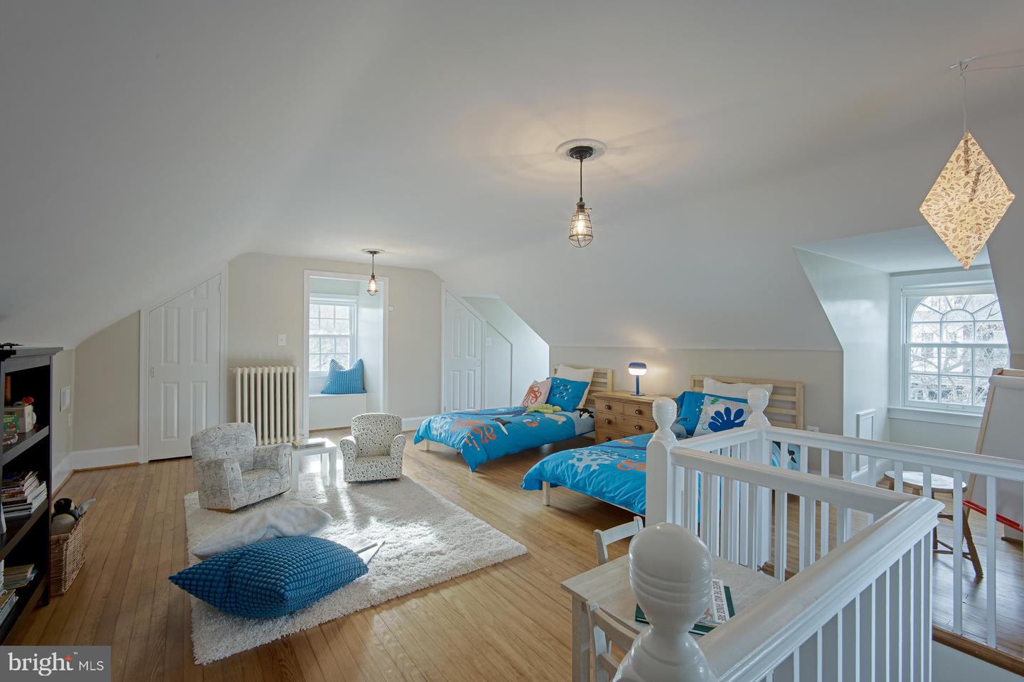 106 Cedar St
