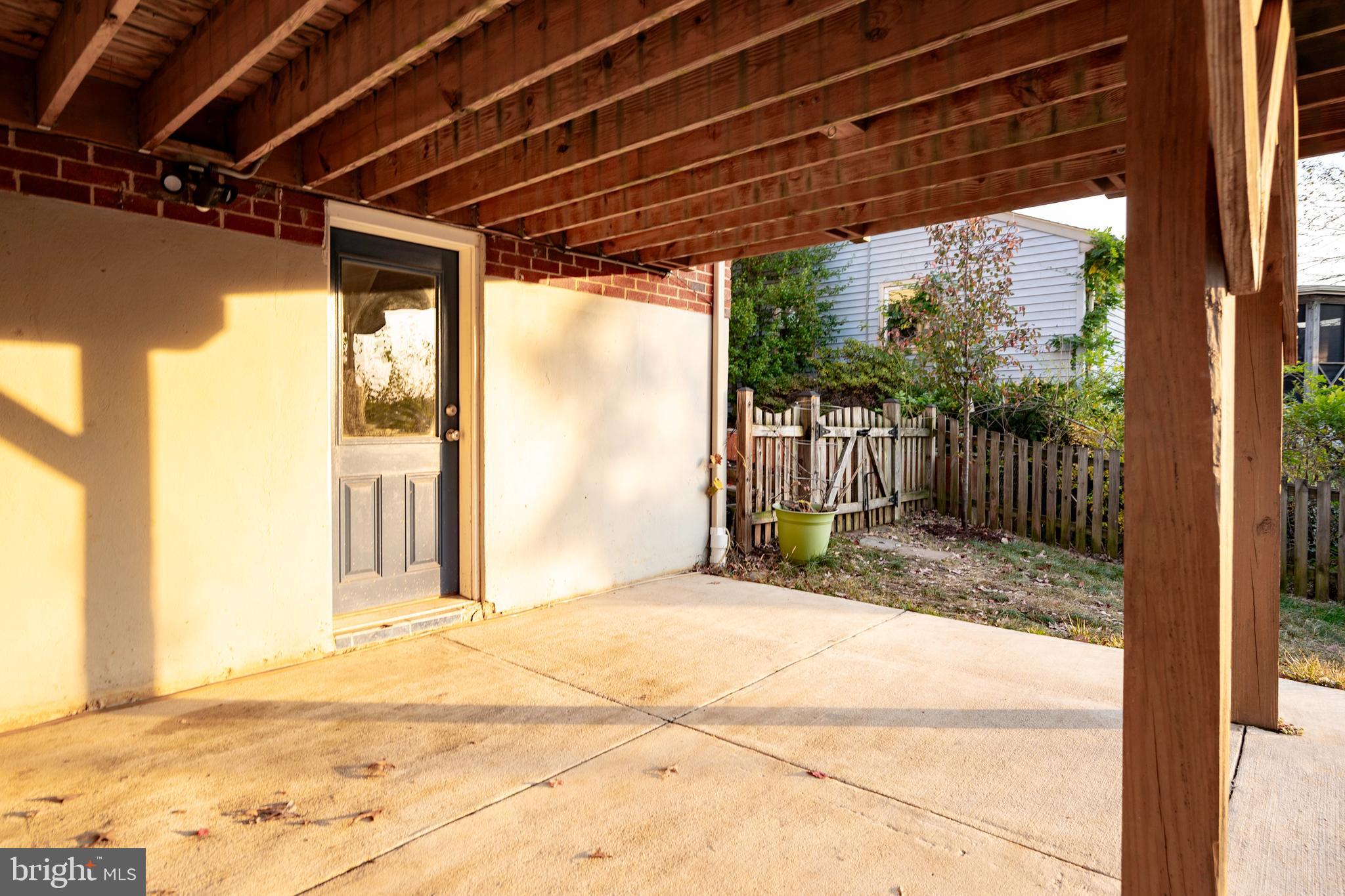 32 N French St