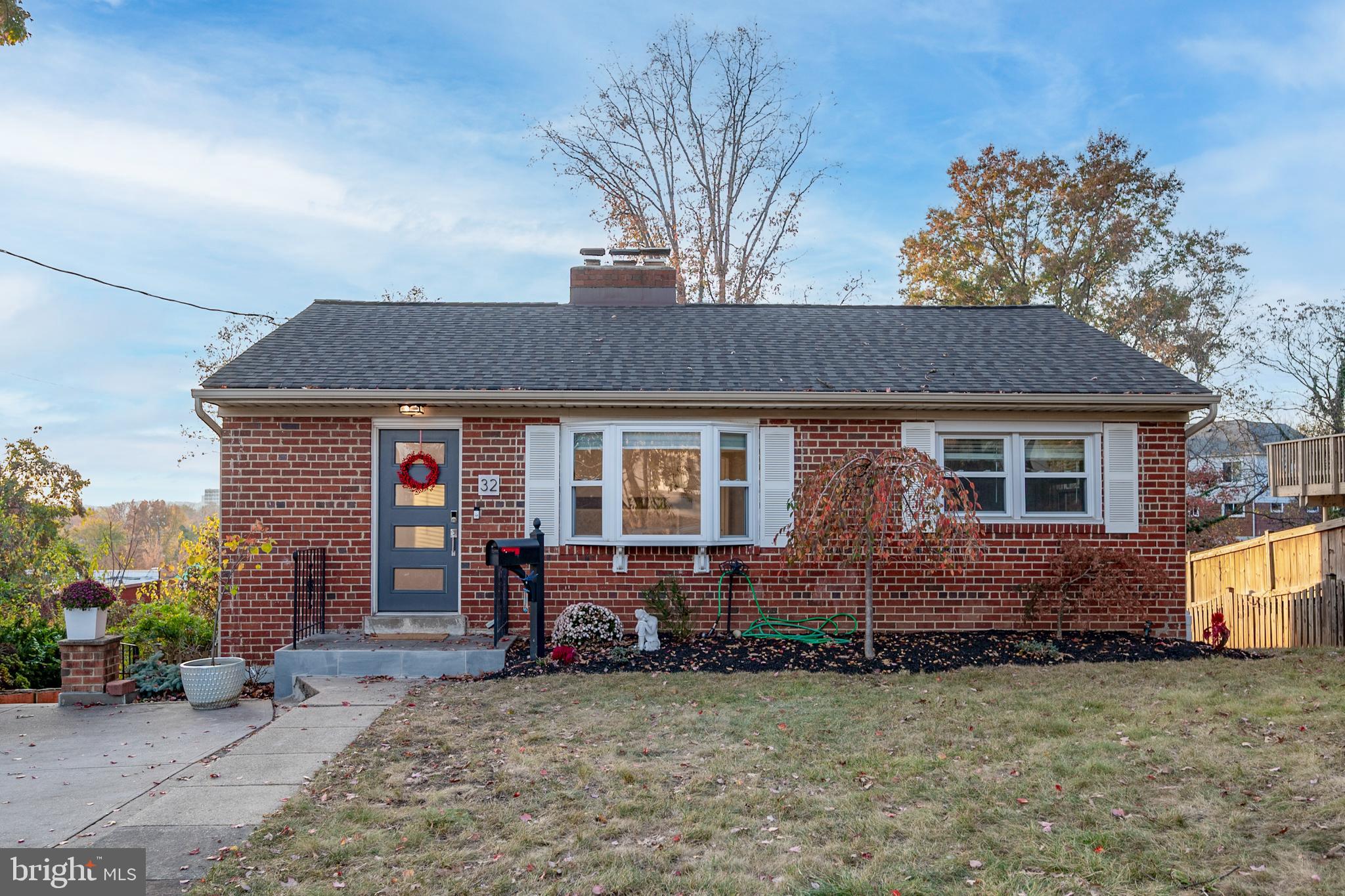 32 N French St