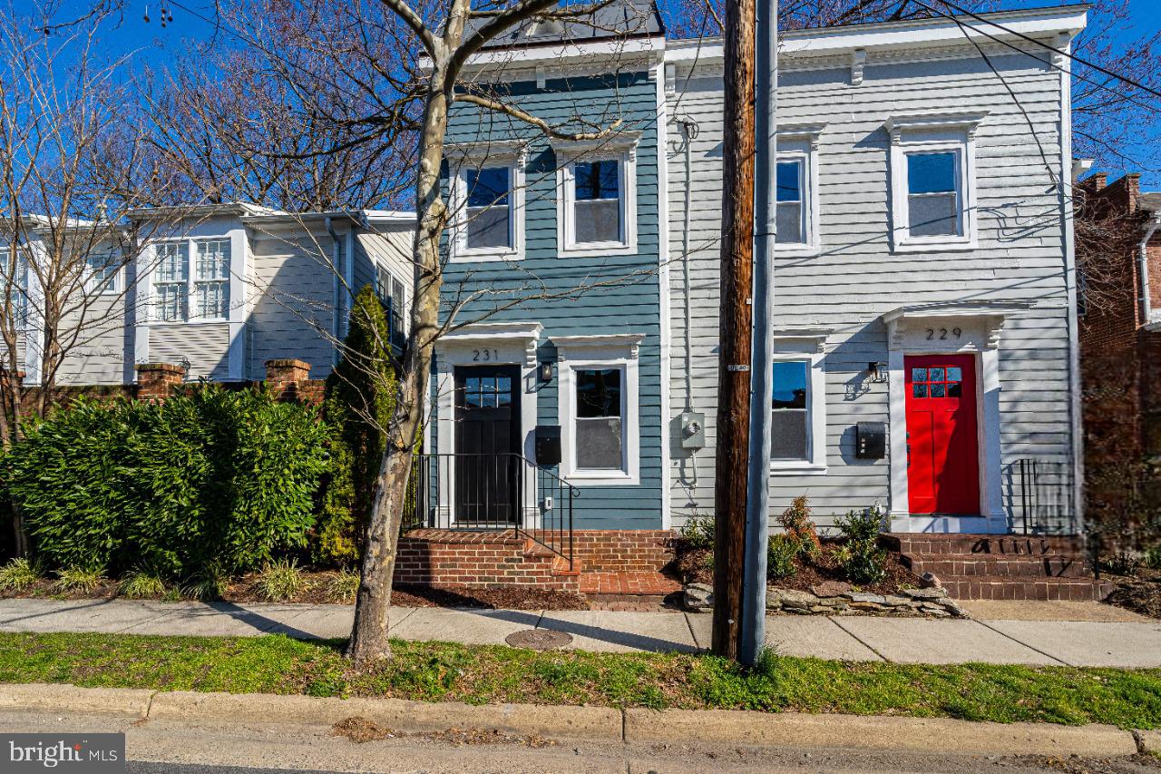 231 N HENRY STREET