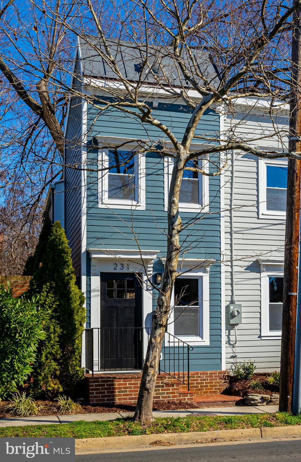 231 N HENRY STREET