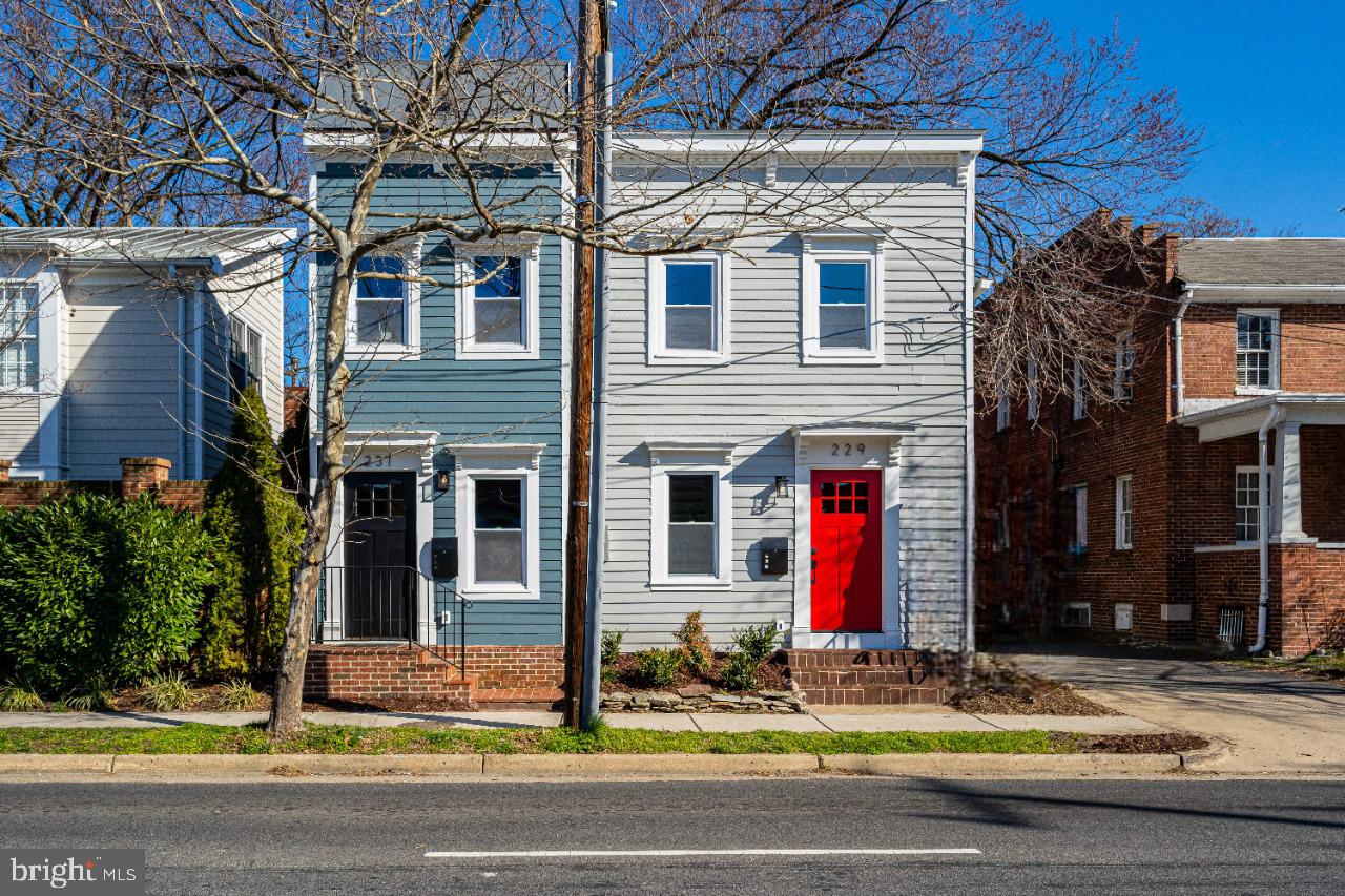 231 N HENRY STREET