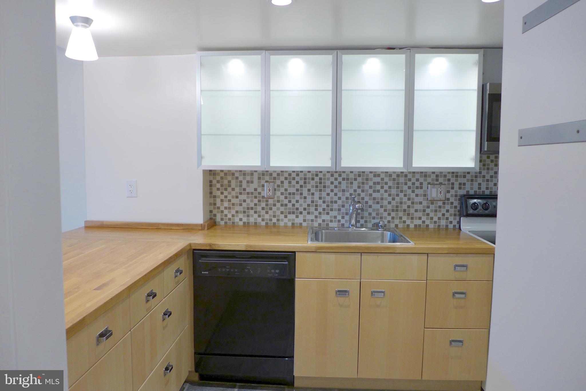 1600 Prince St #308