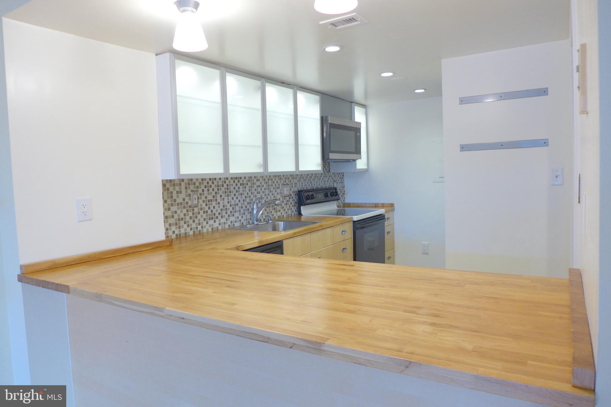 1600 Prince St #308