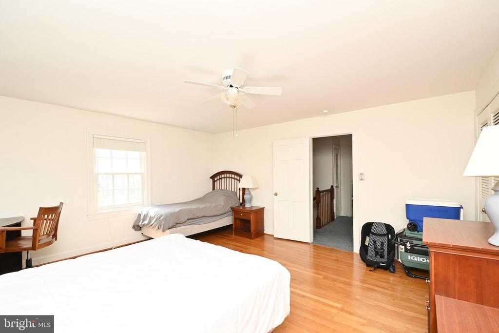 412 Princess St