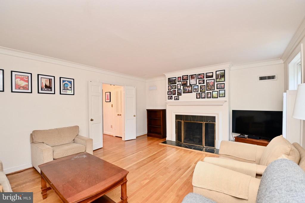 412 Princess St
