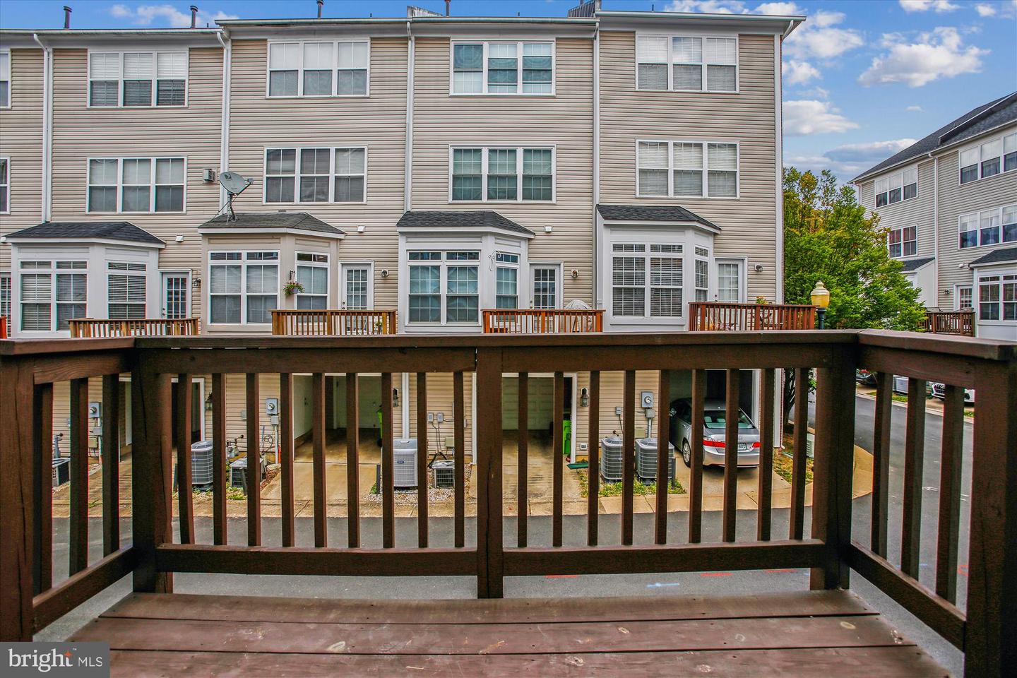 220 Cameron Station Blvd