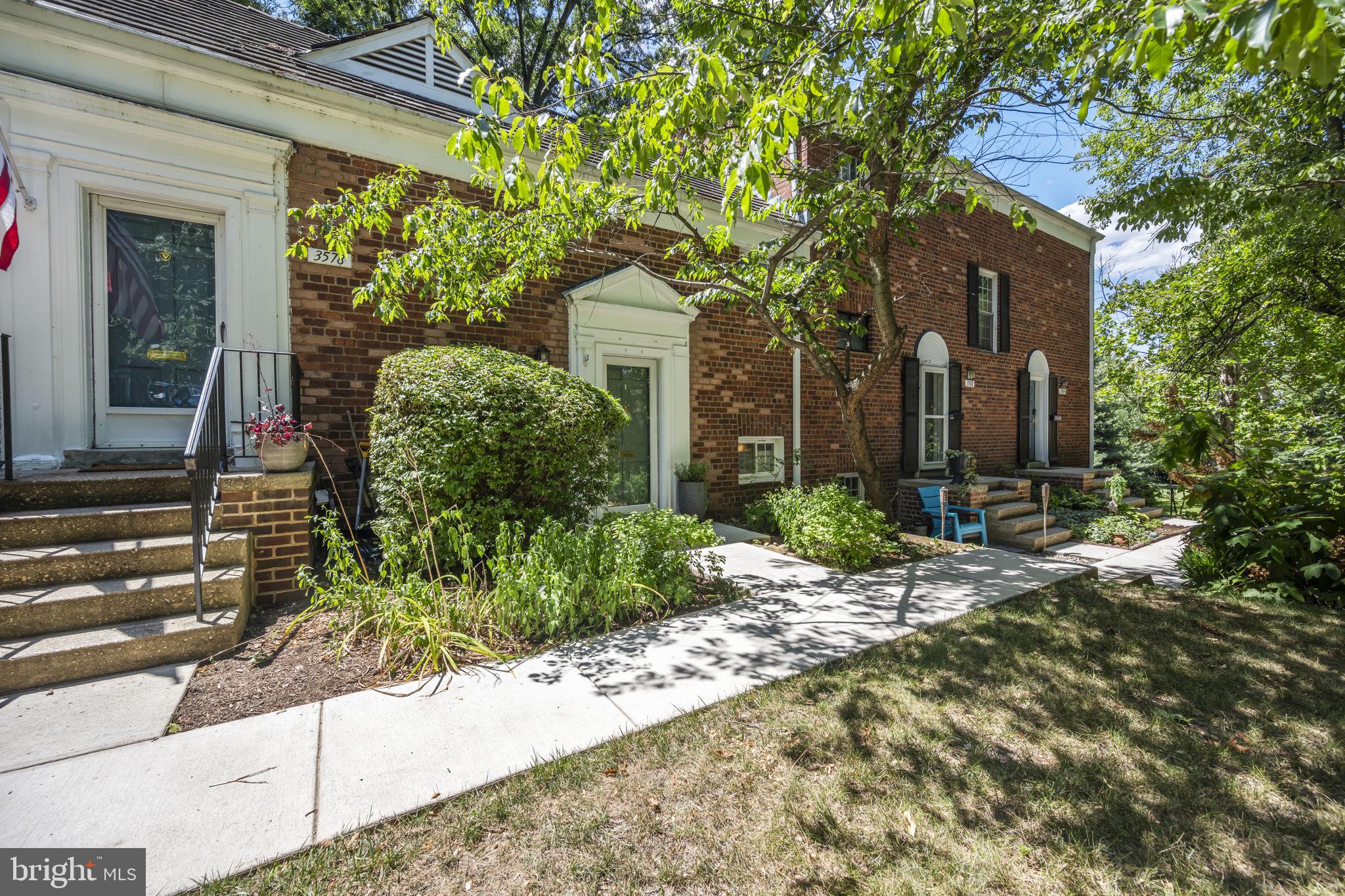 3580 Martha Custis Dr