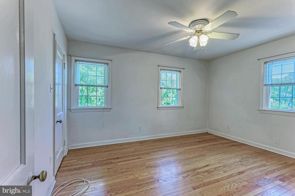 203 Adams Ave