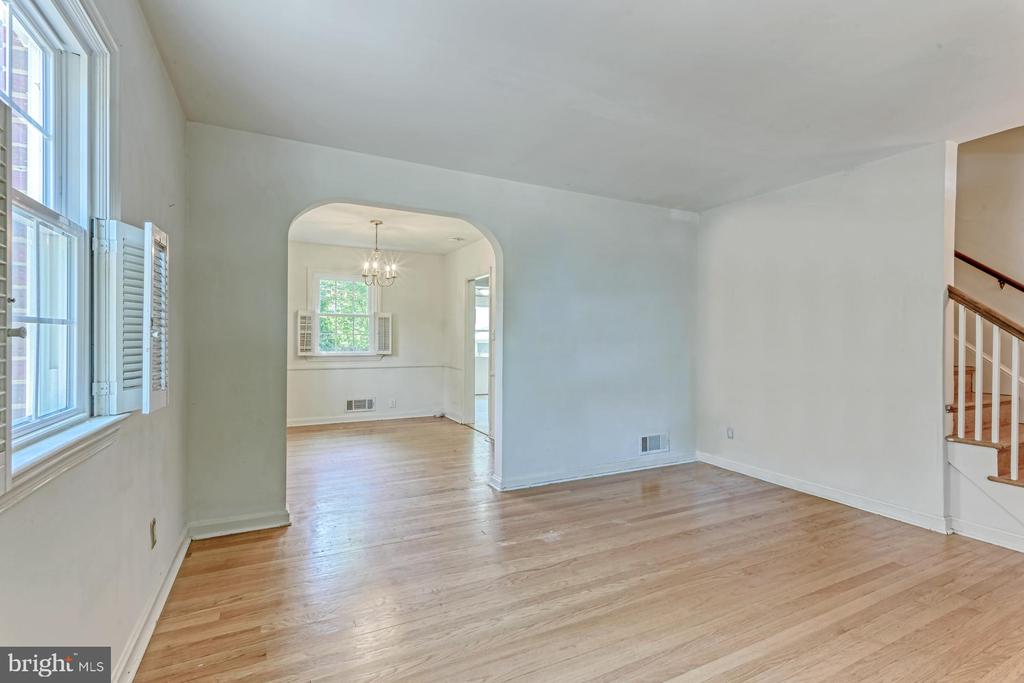 203 Adams Ave