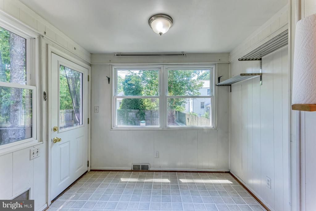 203 Adams Ave