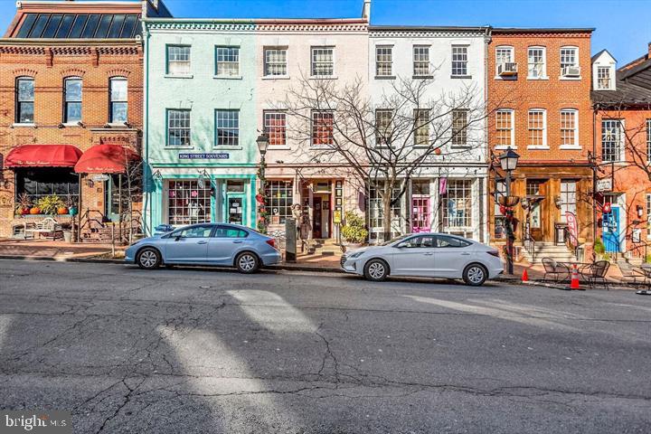 1200 Braddock Pl #308