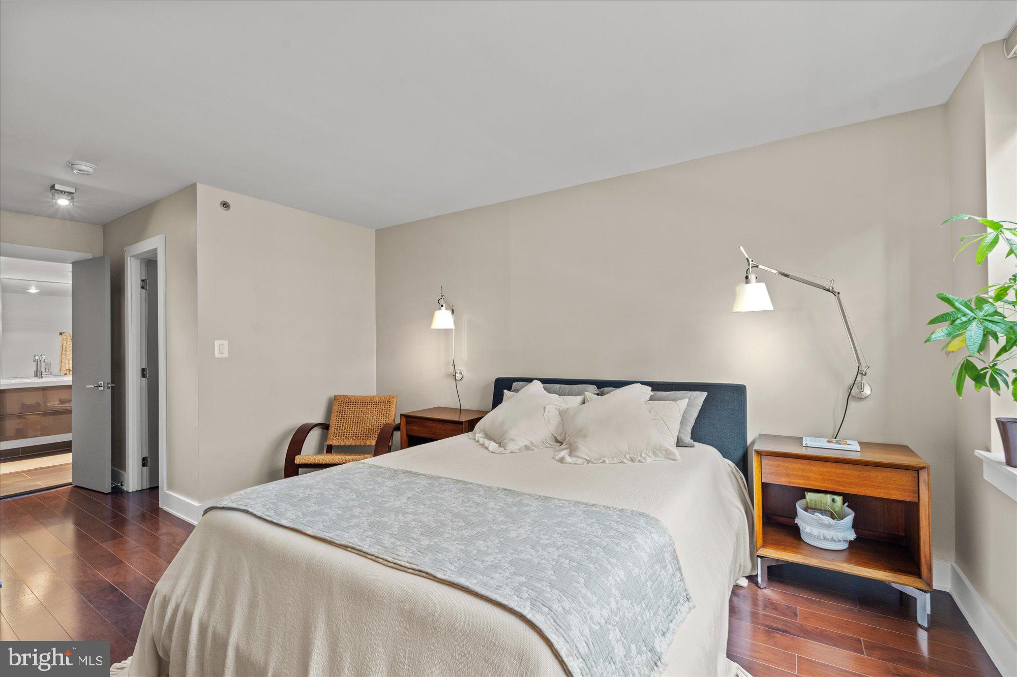 1200 Braddock Pl #308