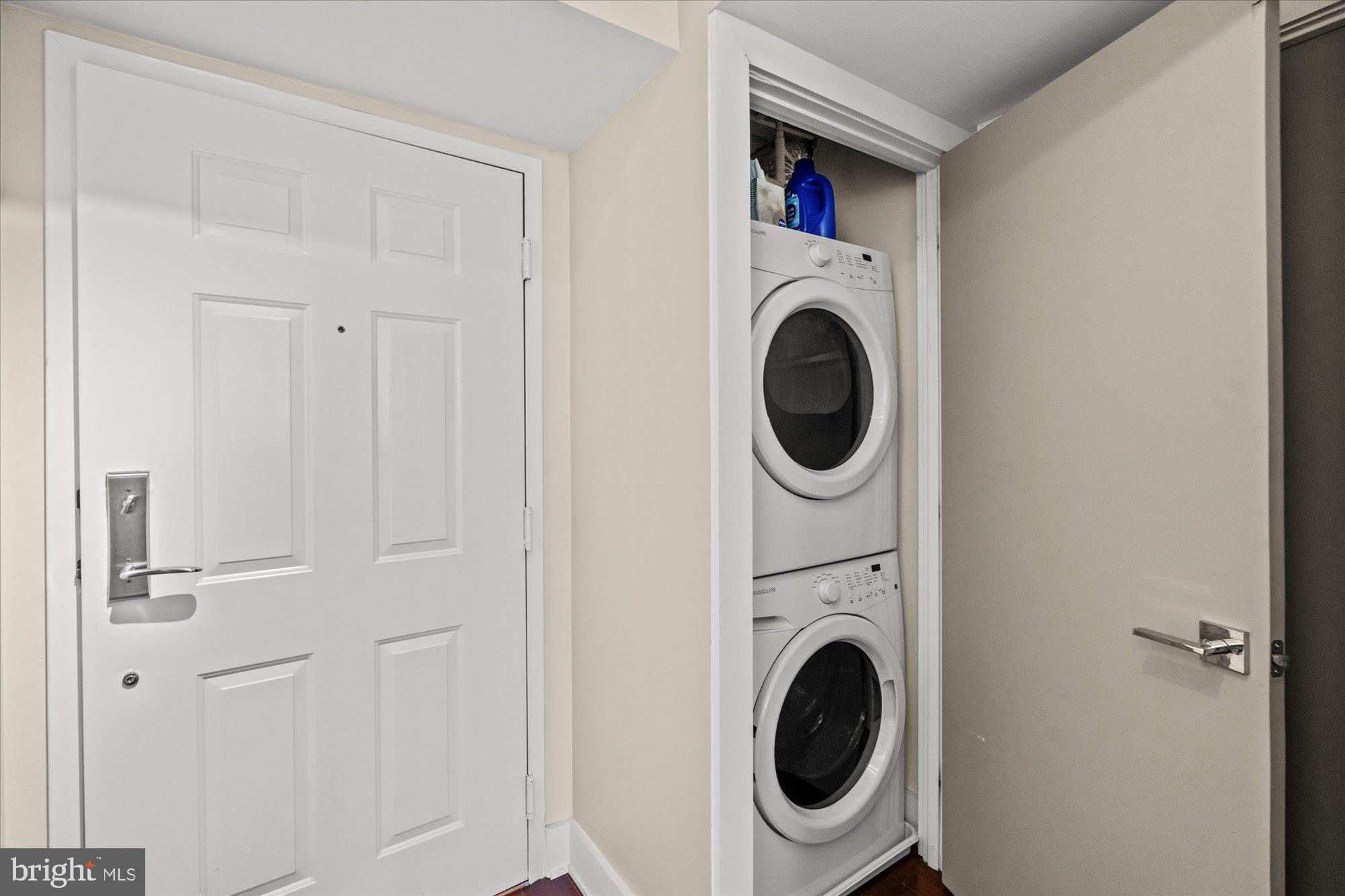 1200 Braddock Pl #308