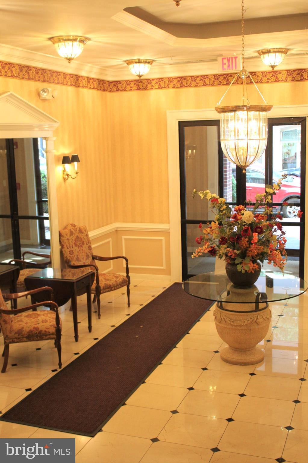 621 N SAINT ASAPH ST #302